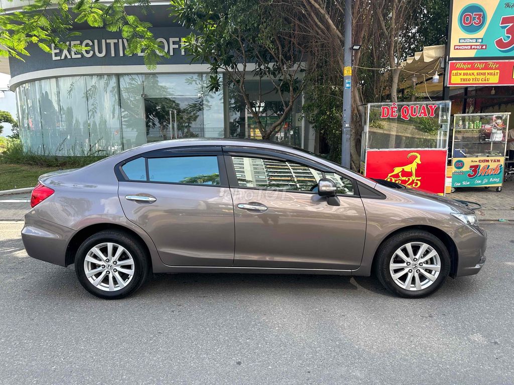 Honda Civic 2014 2.0 AT nhà mua mới từ đầu