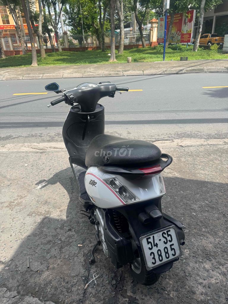bán xe Zip dư dùng. Mua bán Xe máy tại Quận Tân Phú Tp Hồ Chí Minh được đăng bởi Quang Trưởng hình 6