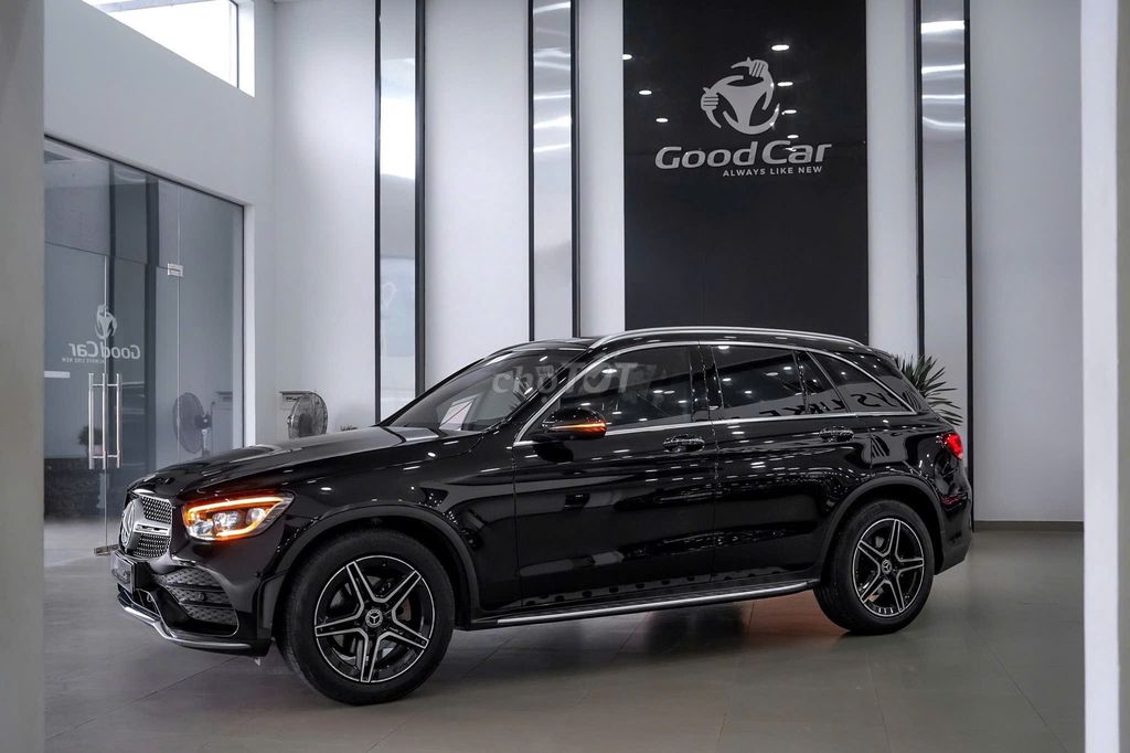 Mercedes GLC300 4Matic bản update V1 2022. Mua bán Ô tô tại Quận 7 Tp Hồ Chí Minh được đăng bởi Hoàn Lee Xe Lướt hình 7