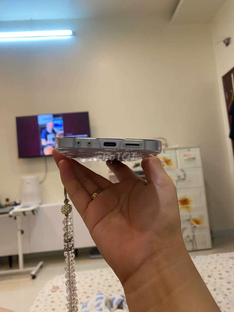 Samsung Galaxy Z Flip6 Xám. Mua bán Điện thoại tại Quận Bình Tân Tp Hồ Chí Minh được đăng bởi Laberly Sky hình 1