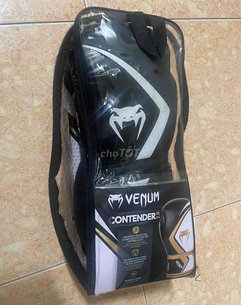 Găng tay boxing Venum Contender 2.0 Đen 14oz. Mua bán Đồ thể thao, Dã ngoại tại Quận Hai Bà Trưng Hà Nội được đăng bởi Nguyễn Bình Nam hình 1