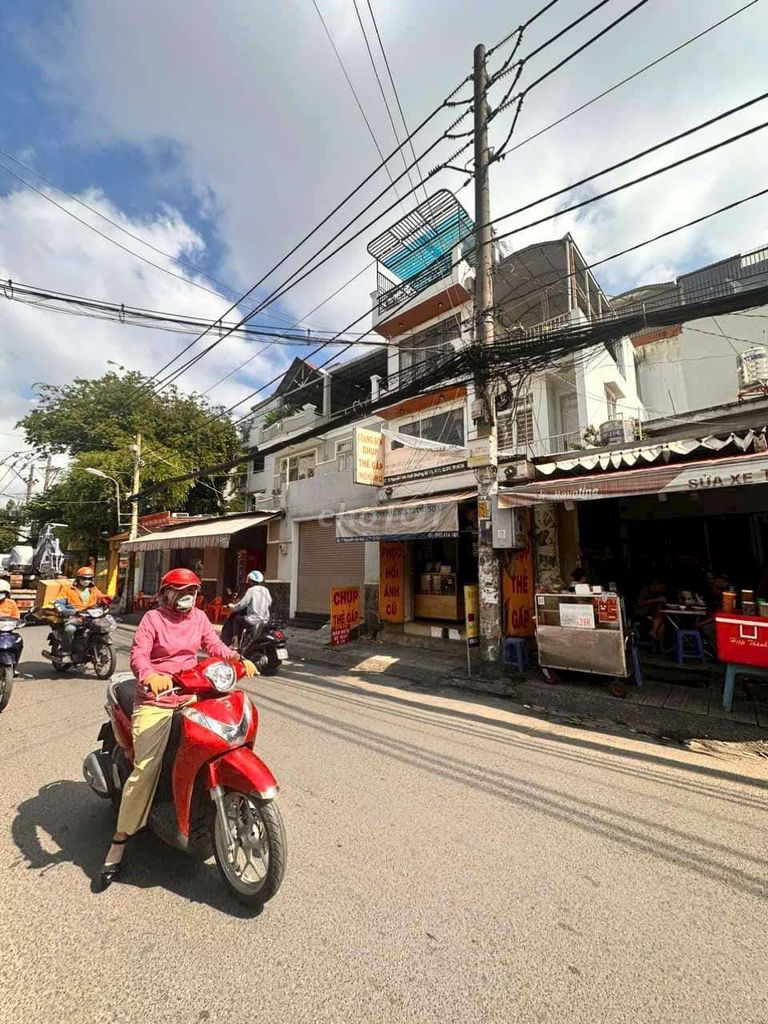 Cho Thuê.MT Phạm Văn Chiêu - P11