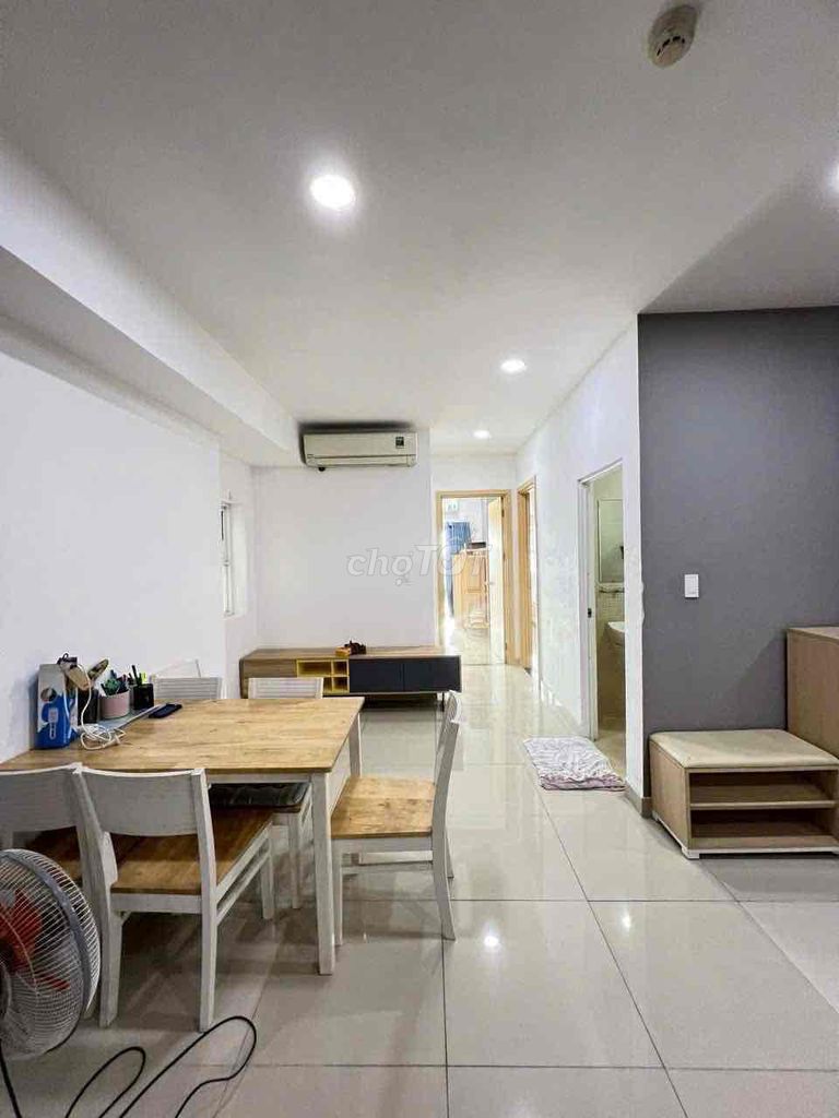 cho thuê căn hộ chung cư oriental Âu cơ tân phú 85m 2pn 13,5 tr