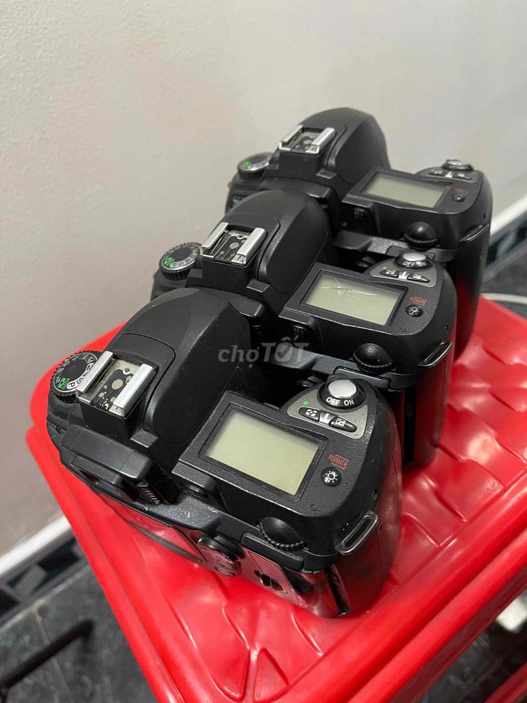 Xác máy ảnh Nikon D70 Đen. Mua bán Máy ảnh, Máy quay tại Quận Bình Tân Tp Hồ Chí Minh được đăng bởi Mr Duong hình 1