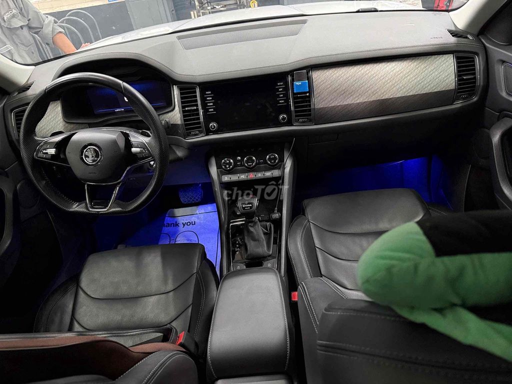 Skoda Kodiaq 2022 - 20000 km. Mua bán Ô tô tại Thành phố Thuận An Bình Dương được đăng bởi Nguyen Kenghia hình 5