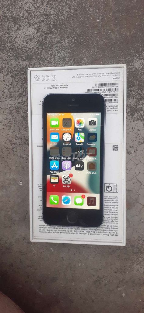Cần bán điện thoại iPhone 5se quốc tế mất vân tay. Mua bán Điện thoại tại Quận Tân Phú Tp Hồ Chí Minh được đăng bởi Nguyen trung quy hình 1