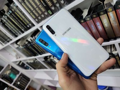 SAMSUNG A50 RAM 4/64GB ZIN ĐẸP 64GB. Mua bán Điện thoại tại Quận Ninh Kiều Cần Thơ được đăng bởi Huy