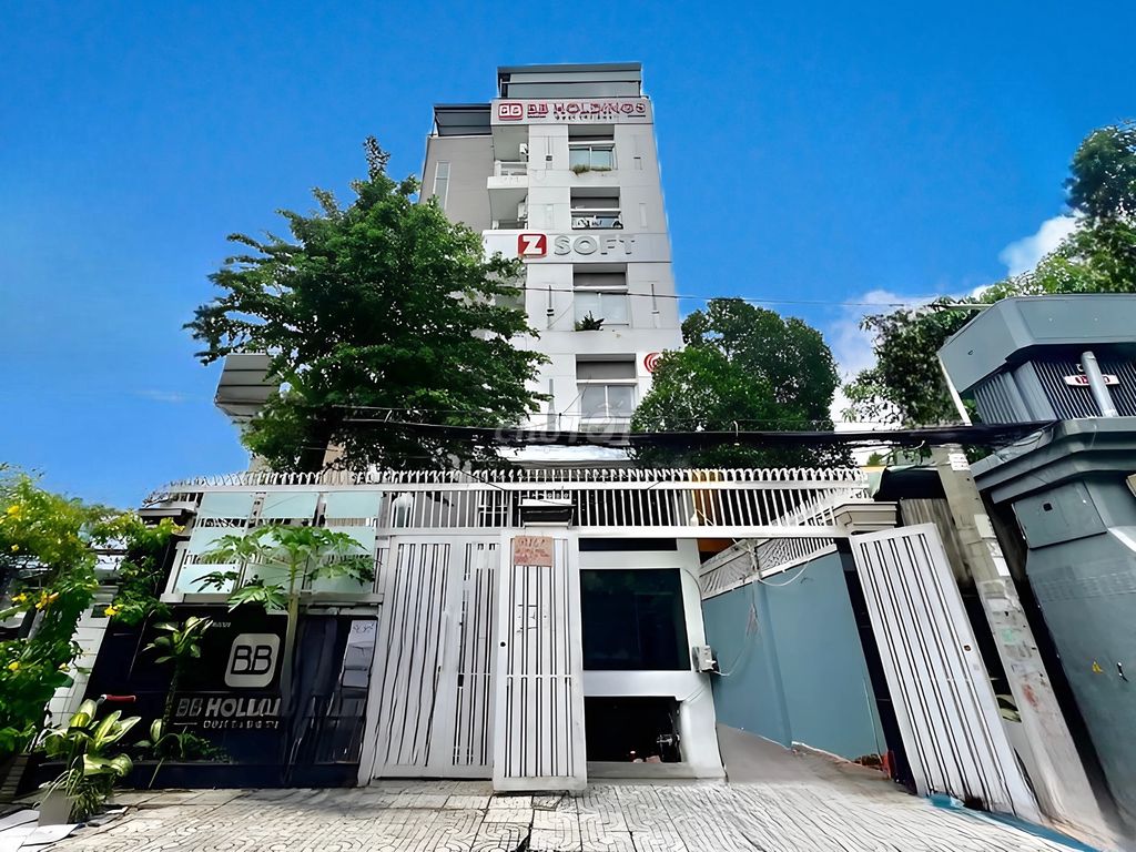 Văn phòng 110m2 giá 30 triệu - cao ốc 127 BUILDING