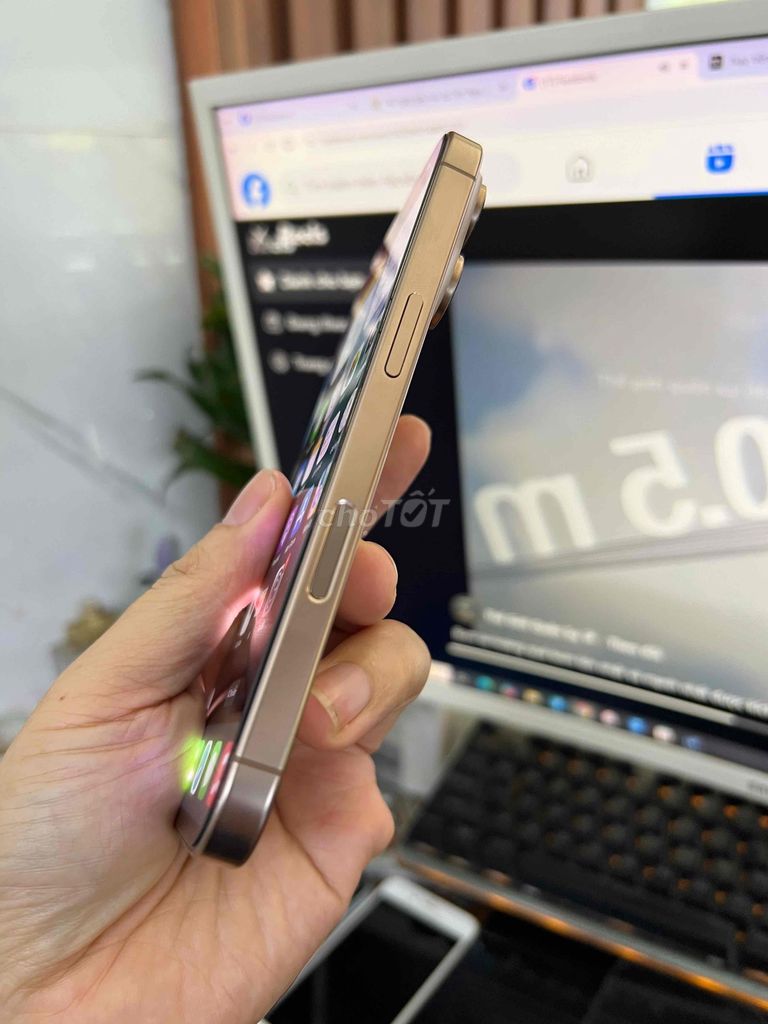 iPhone 16 Pro 128GB lock gold keng liknew. Mua bán Điện thoại tại Quận Lê Chân Hải Phòng được đăng bởi hoang anh hình 1