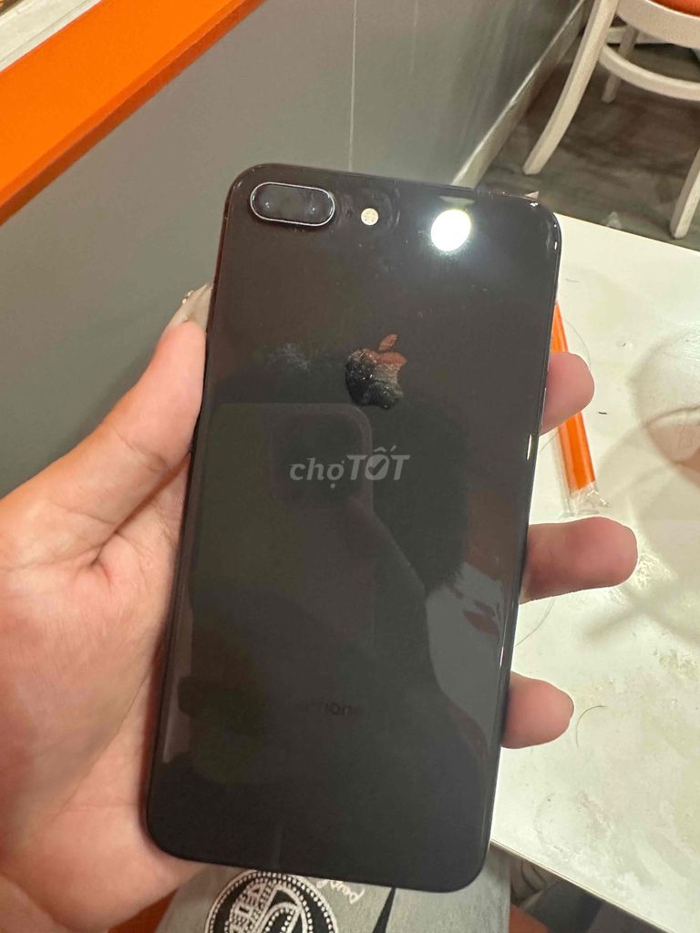 iPhone 8 Plus Đen Đã sử dụng. Mua bán Điện thoại tại Quận Gò Vấp Tp Hồ Chí Minh được đăng bởi ngo quang huy hình 1