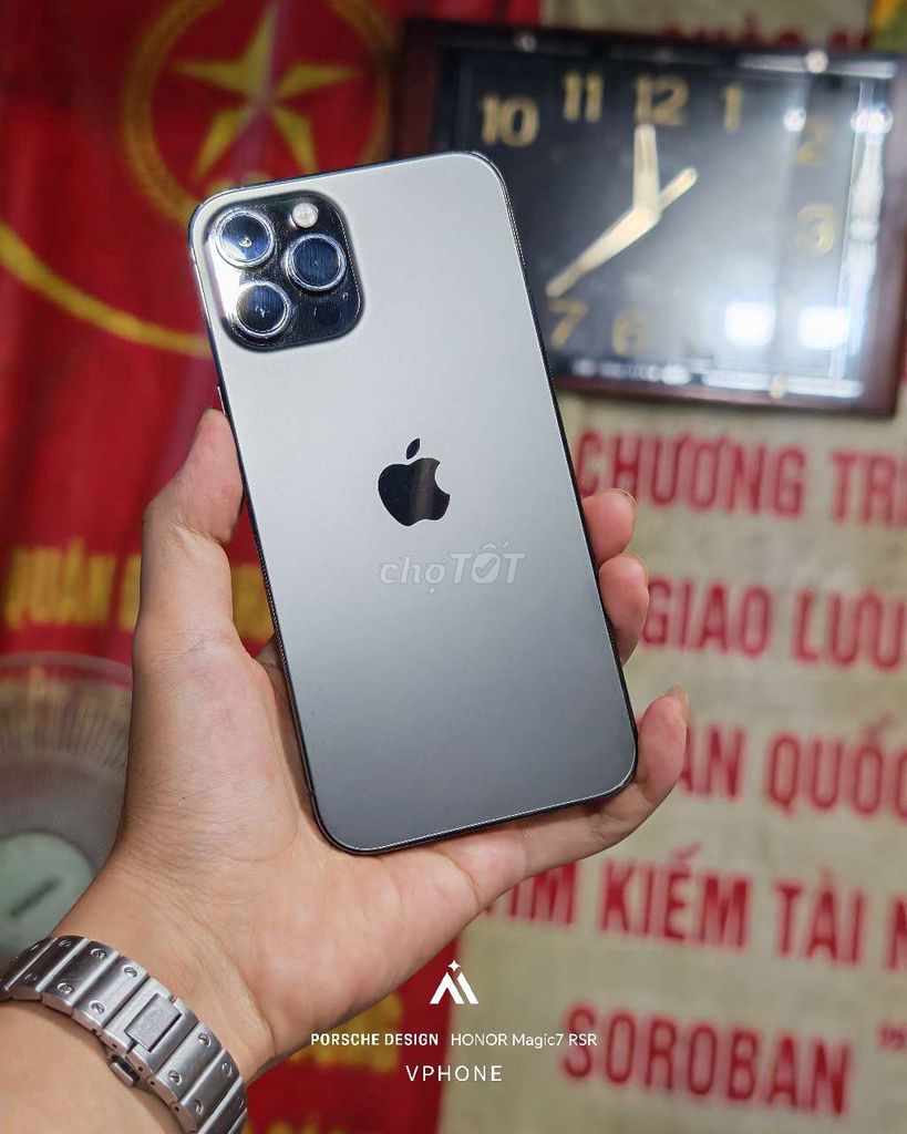 Apple iPhone 12 Pro Max 256GB Xám. Mua bán Điện thoại tại Quận Nam Từ Liêm Hà Nội được đăng bởi Quốc Việt hình 1