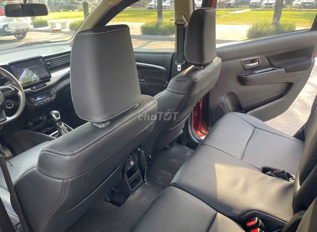 Suzuki XL7 sx 2021 màu cam. Mua bán Ô tô tại Quận Thanh Xuân Hà Nội được đăng bởi Thanh Biz Nguyễn Thái Auto hình 4