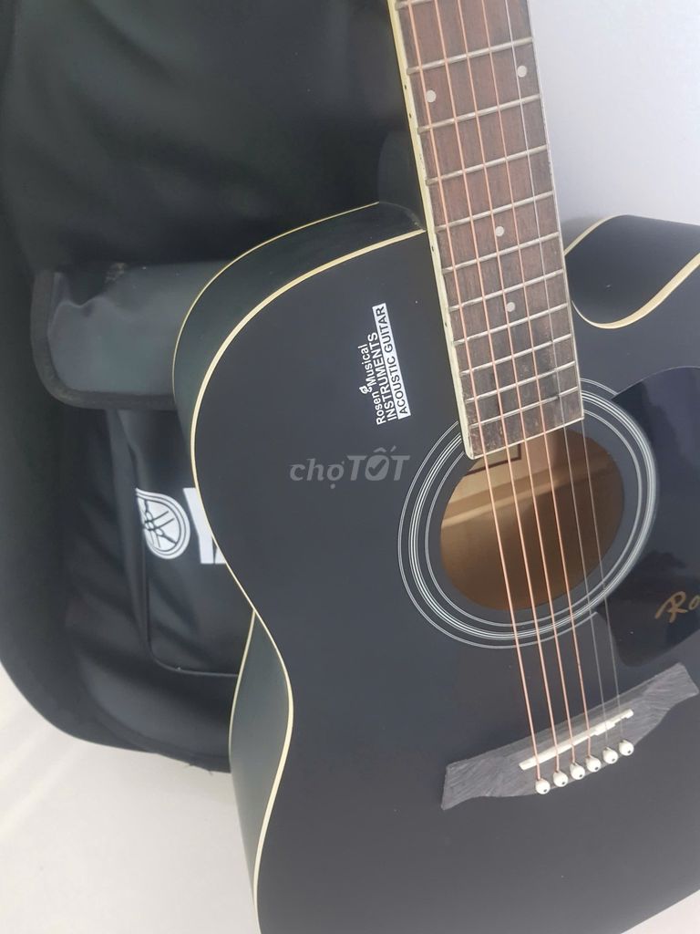 Đàn guitar Rosen R135 Gỗ Đen. Mua bán Nhạc cụ tại Thành phố Tân An Long An được đăng bởi Tiến Thắng hình 1