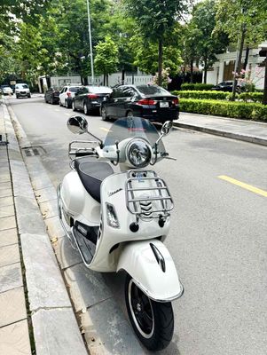 Chính chủ bán vespa gts 125 2017. Mua bán Xe máy tại Quận Cầu Giấy Hà Nội được đăng bởi Nguyễn việt 