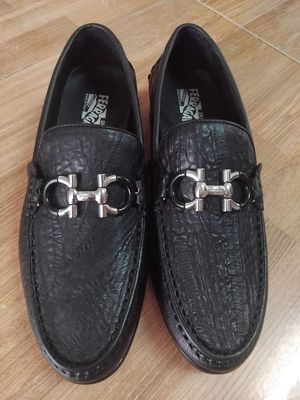 Giày lười Salvatore Ferragamo size 39. Mua bán Giày dép tại Thành phố Nha Trang Khánh Hòa được đăng bởi Đồ Secondhand