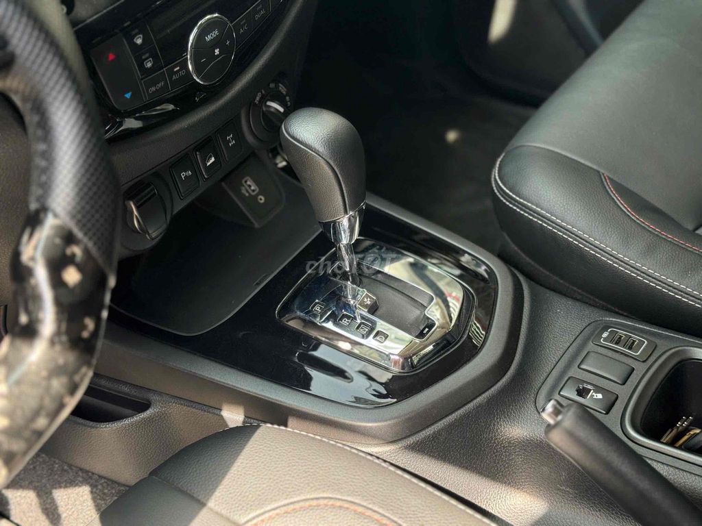 Nissan Navara 2022 PRO4X - 21000 km. Mua bán Ô tô tại Quận Tân Phú Tp Hồ Chí Minh được đăng bởi Thuý Thanh hình 10