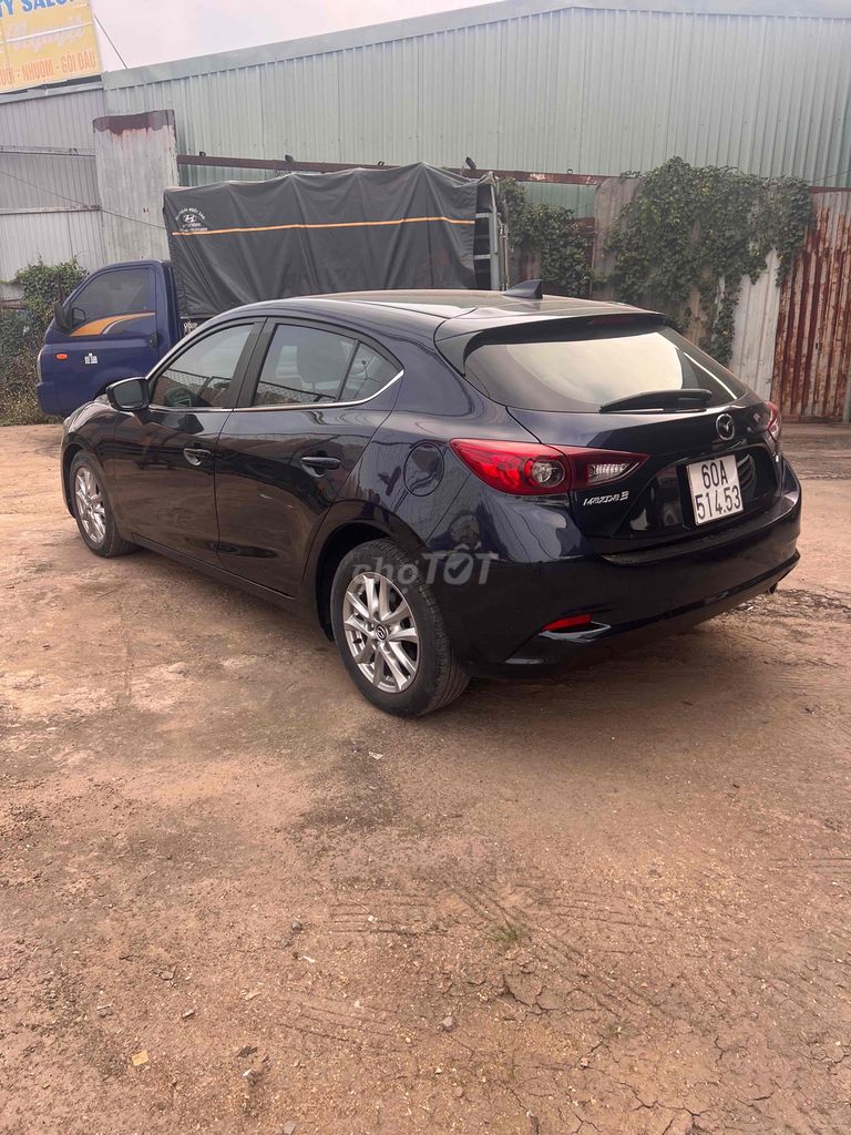 Mazda 3 2018 hatbach