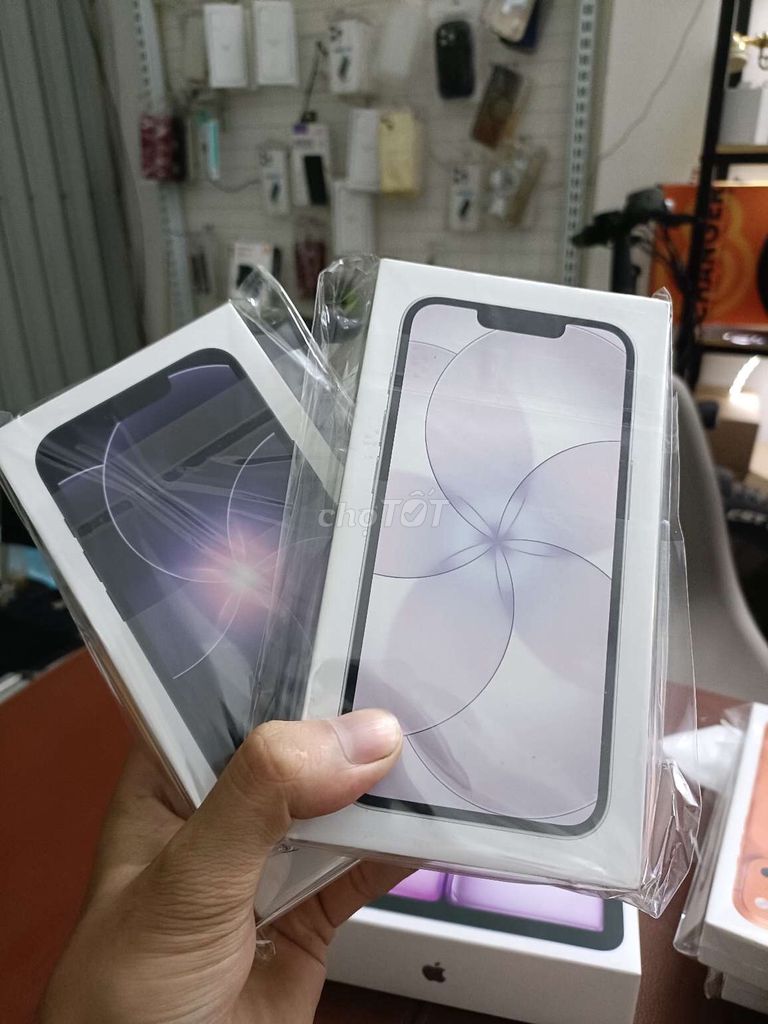 iPhone 17E 256GB Trắng new seal . Mua bán Điện thoại tại Quận Thanh Khê Đà Nẵng được đăng bởi TT PHONE hình 1