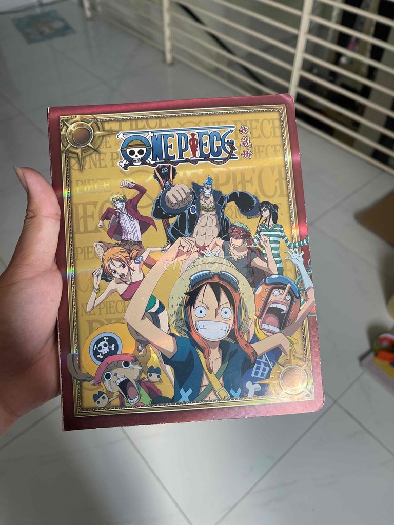 em cần bán card one piece ạ