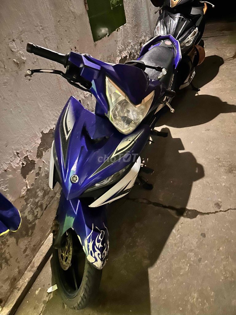Yamaha Exciter 135 сине-белый
