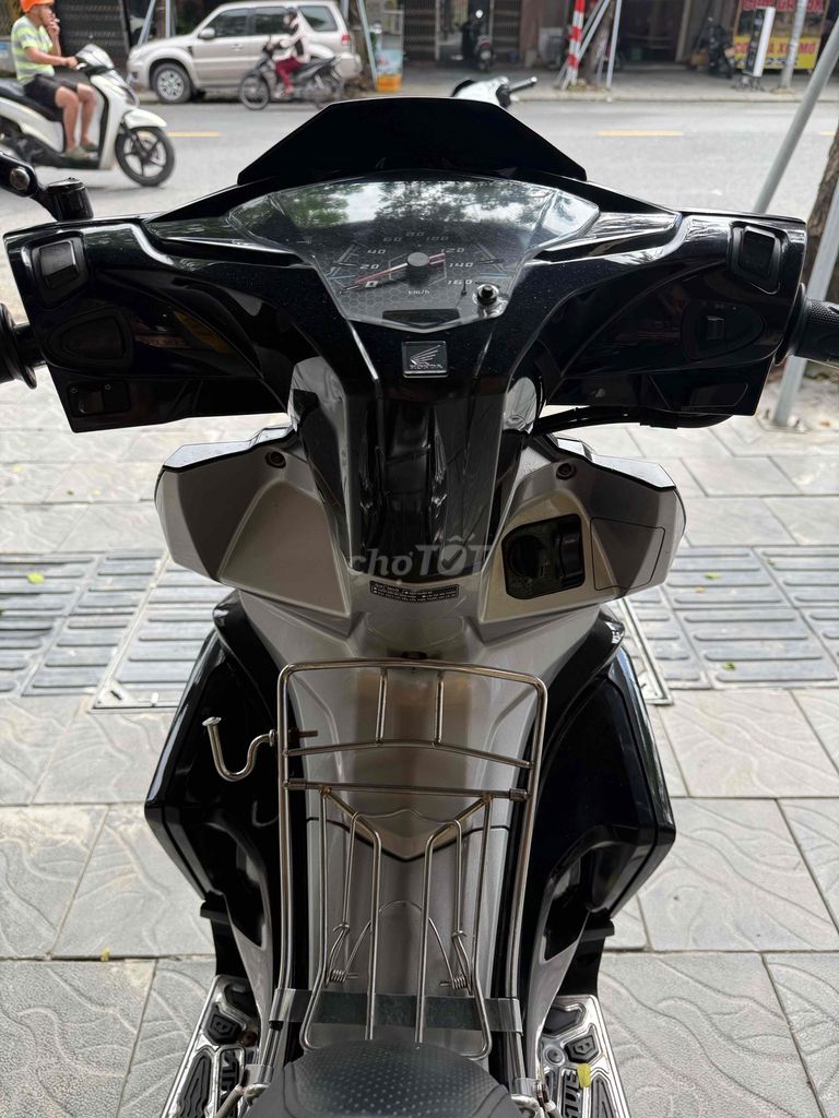 cần bán. Mua bán Xe máy tại Quận Thanh Khê Đà Nẵng được đăng bởi Bi hình 4