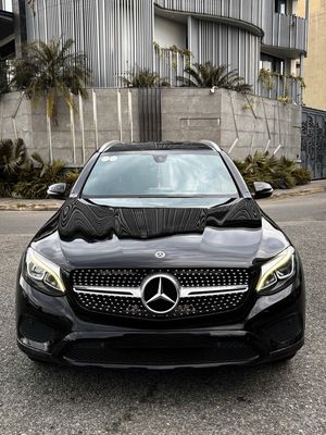 Mercedes Benz GLC200 2018 Black Edition. Mua bán Ô tô tại Thành phố Thủ Đức Tp Hồ Chí Minh được đăng bởi HB AUTO 