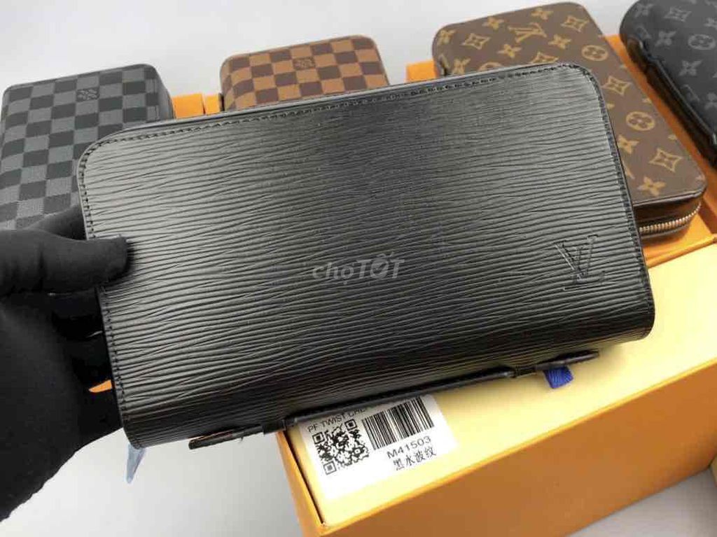 Clutch LV siêu chất full box hàng sẵn