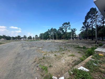  Cho thuê đất trống 4000m2, QL1A Bình Tân giá 20k/m2