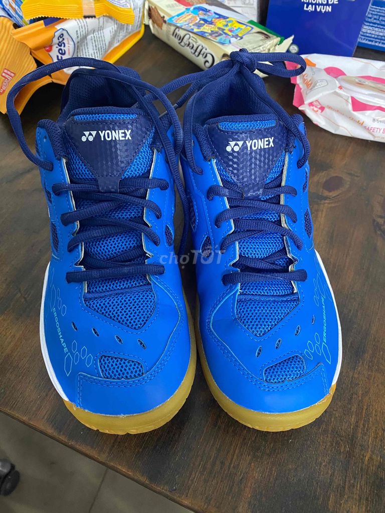 Giày cầu lông Yonex Nữ Xanh Size 39. Mua bán Giày dép tại Quận 3 Tp Hồ Chí Minh được đăng bởi Mẫn Huỳnh hình 1