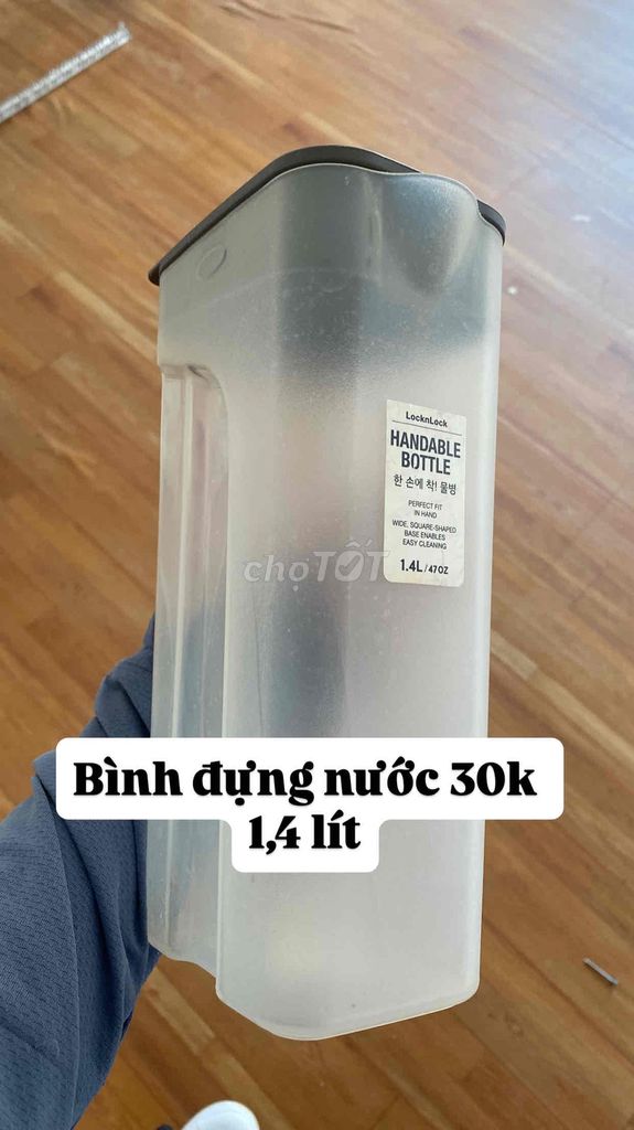 Bình đựng nước LocknLock 1.4 lít Trong suốt. Mua bán Dụng cụ nhà bếp tại Quận Hoàn Kiếm Hà Nội được đăng bởi Duong Hoang hình 1