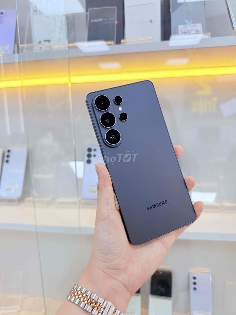 SAMSUNG S26 ULTRA-12/256G-Màu Black-VN-Còn BHH Dài. Mua bán Điện thoại tại Thành phố Biên Hòa Đồng Nai được đăng bởi Mobile Di Động Biên Hoà hình 1