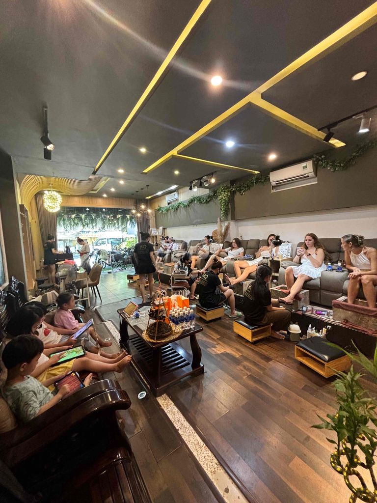TUYỂN KTV SPA GỘI ĐẦU DS. Việc làm Kỹ thuật viên spa tại Quận Hải Châu Đà Nẵng được đăng bởi Quyên hình 3