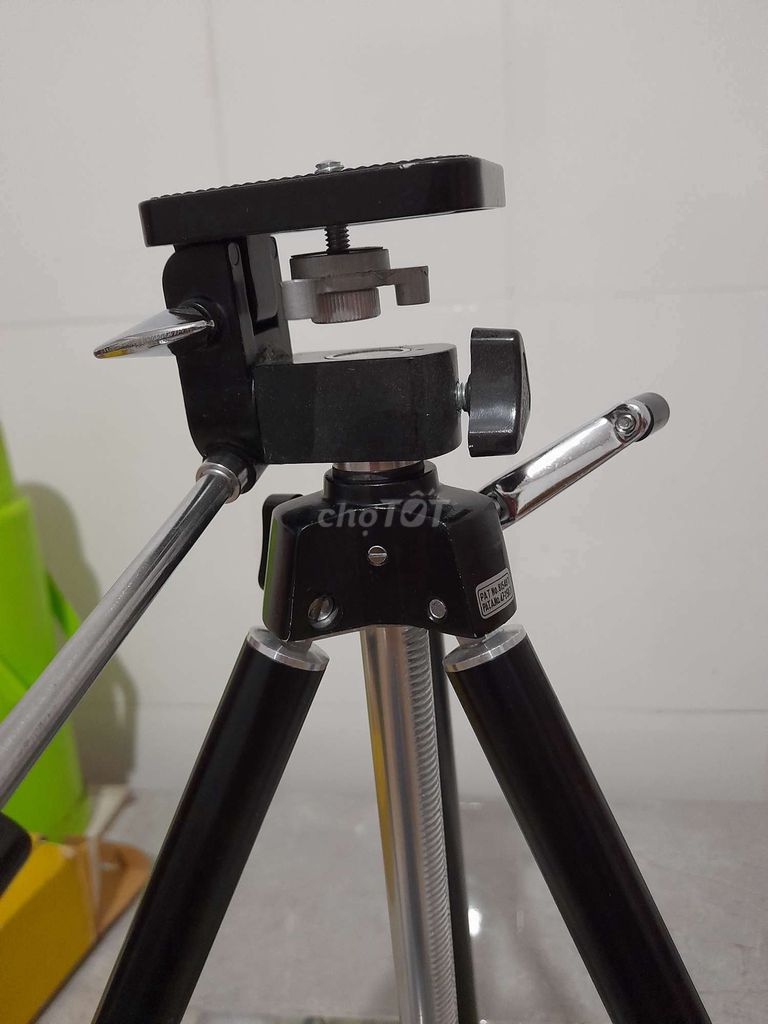 Tripod PLUS cao 1m315 Made In Japan mới 98%