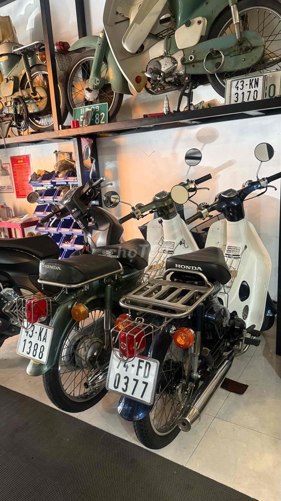 Японский мотоцикл Honda Cub 50cc