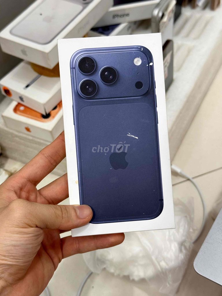 17pro 256 Blue Vn/a New acti 14/7 Seal Zin Keng. Mua bán Điện thoại tại Quận 11 Tp Hồ Chí Minh được đăng bởi MT Mobile hình 1