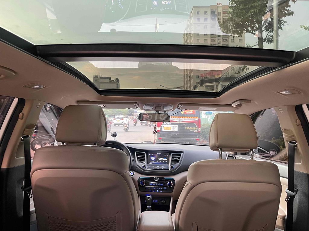 Hyundai Tucson 2018 bản ful 1.6 AT Turbo. Mua bán Ô tô tại Quận Hoàng Mai Hà Nội được đăng bởi tran duc khien hình 11