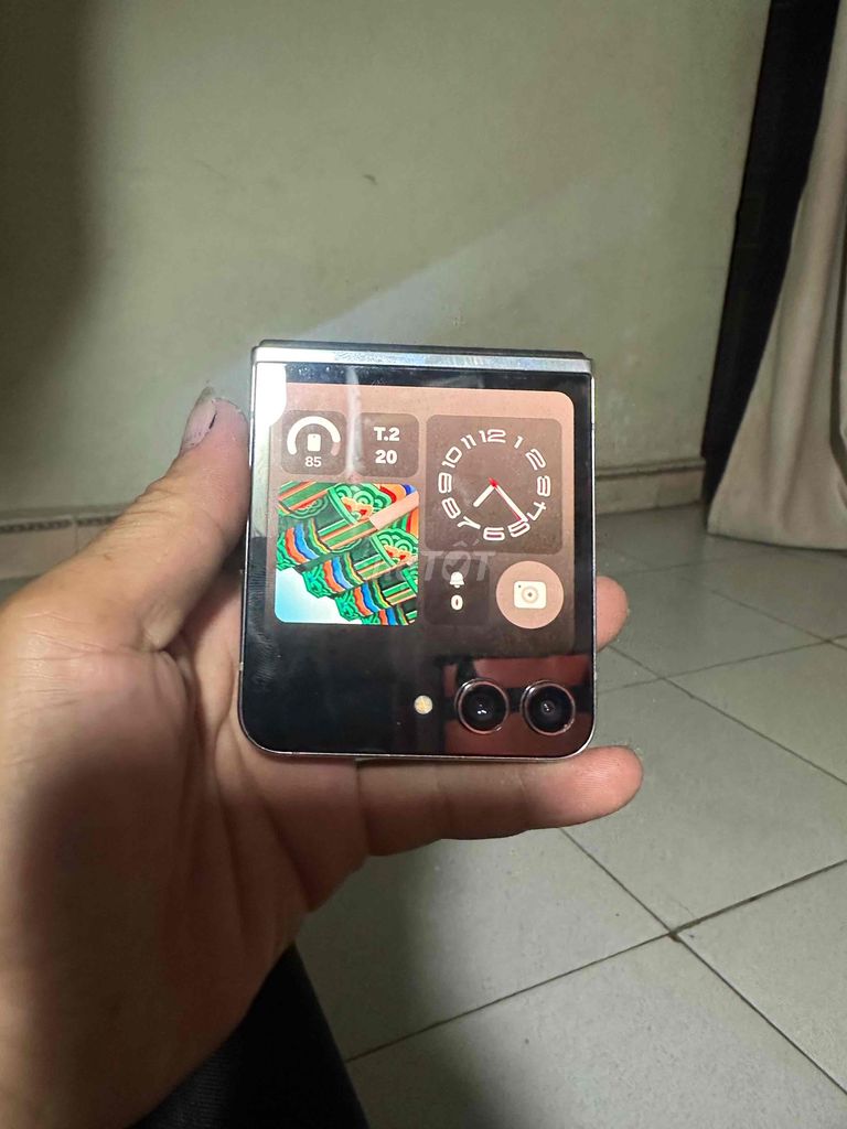 Samsung Z Flip 5 Xanh. Mua bán Điện thoại tại Huyện Thanh Trì Hà Nội được đăng bởi Cuong Chelsea hình 1