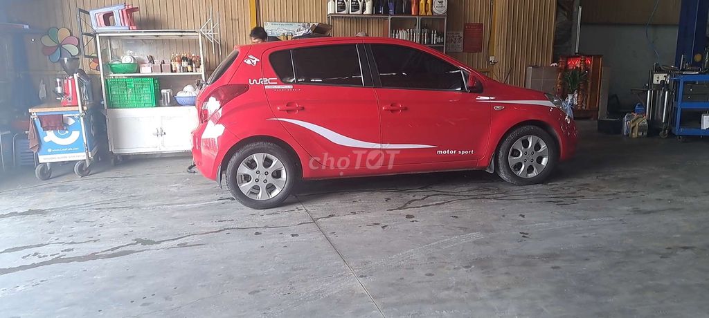 Hyundai i20 1.4 AT Màu Đỏ, Sản Xuất 2010. Mua bán Ô tô tại Thành phố Thủ Đức Tp Hồ Chí Minh được đăng bởi Hùng hình 5