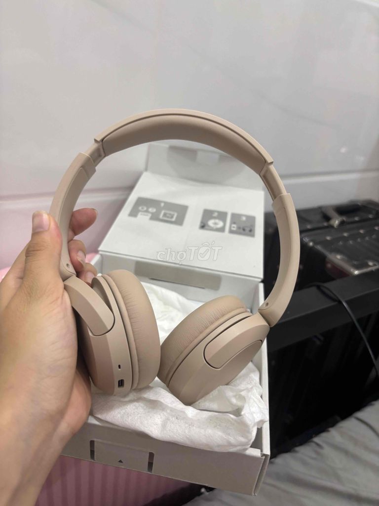 Tai nghe chụp tai Sony màu Be đã sử dụng. Mua bán Tivi, Âm thanh tại Quận 7 Tp Hồ Chí Minh được đăng bởi Tr quynh hình 1