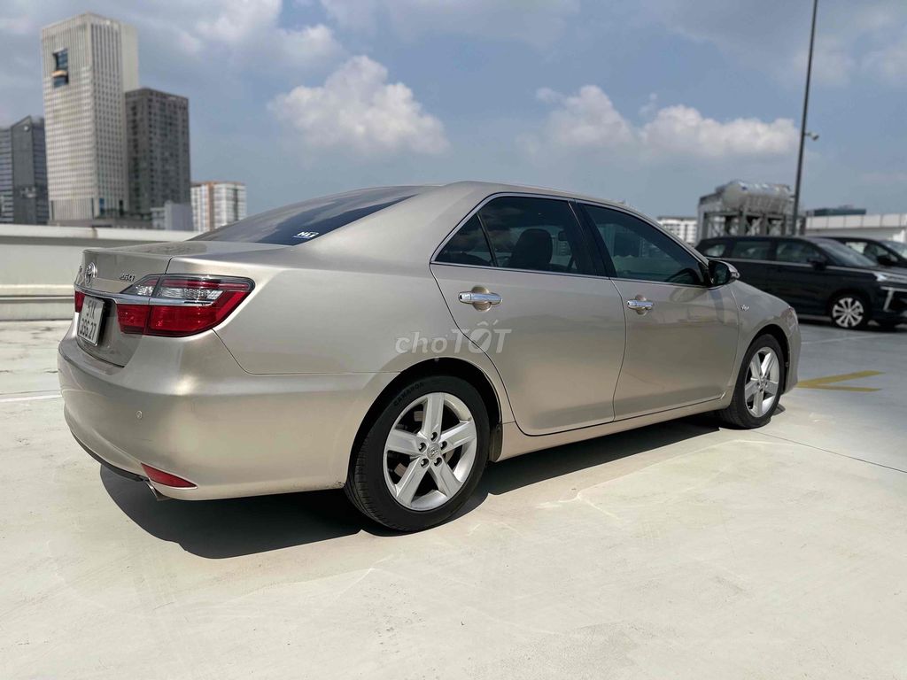 Toyota Camry 2016 2.5Q 90510 km. Mua bán Ô tô tại Quận Bình Thạnh Tp Hồ Chí Minh được đăng bởi phuongneo hình 4