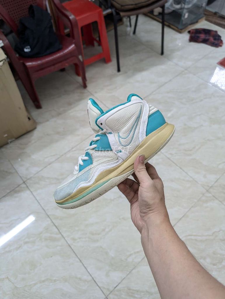 Giày bóng rổ Nike Kyrie 8 sz 42.5