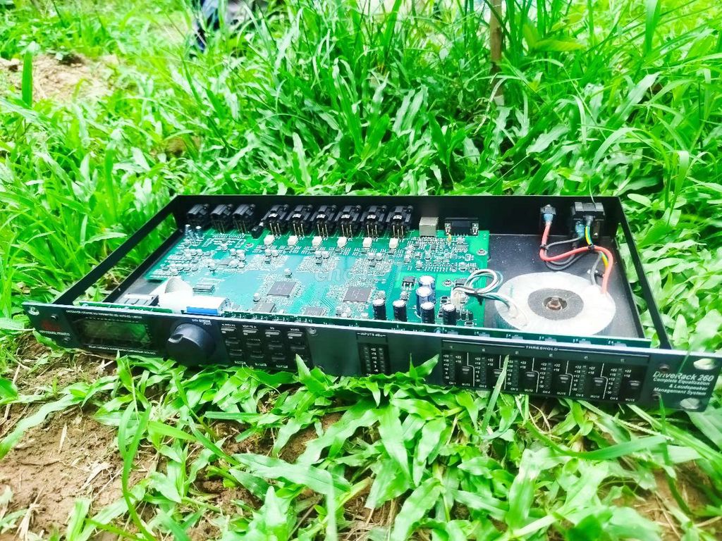 Crossover dbx 260 2 input 6 output. Mua bán Tivi, Âm thanh tại Thành phố Mỹ Tho Tiền Giang được đăng bởi Sx thùng loa  hình 1