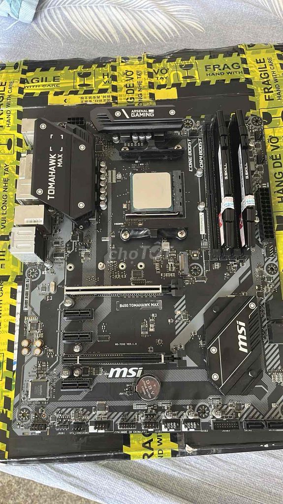 main MSI B450 Tomahawk Max + r5 3600. Mua bán Linh kiện (RAM, Card...) tại Quận 7 Tp Hồ Chí Minh được đăng bởi Nguyễn Hoàng Minh hình 1