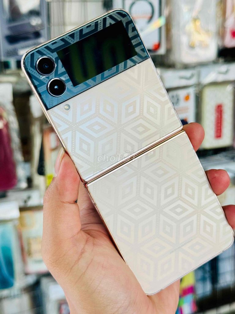 BÁN HOẶC GIAO LƯU BÙ TRỪ HỢP LÝ ❤️SAMSUNG Z FLIP 4. Mua bán Điện thoại tại Thành phố Biên Hòa Đồng Nai được đăng bởi phạm hân hình 1