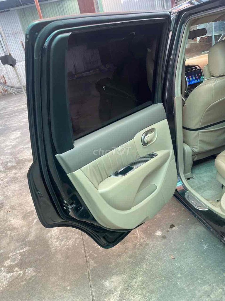 Nissan GRAND Livina Siu cọp Số tự động. Mua bán Ô tô tại Quận 12 Tp Hồ Chí Minh được đăng bởi Mr Gà 9x  hình 14