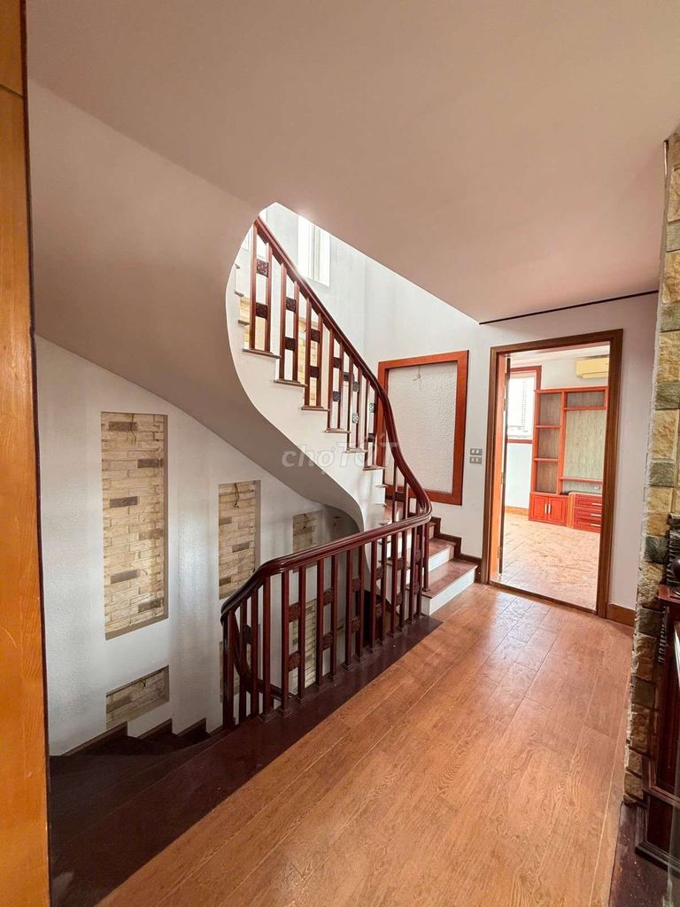 Nhà mặt phố quận Hà Đông, 100 m2, 8 tầng KD sầm uất, 35.95 tỷ. Mua bán nhà ở tại Quận Hà Đông Hà Nội được đăng bởi Nguyễn Thế Anh hình 2