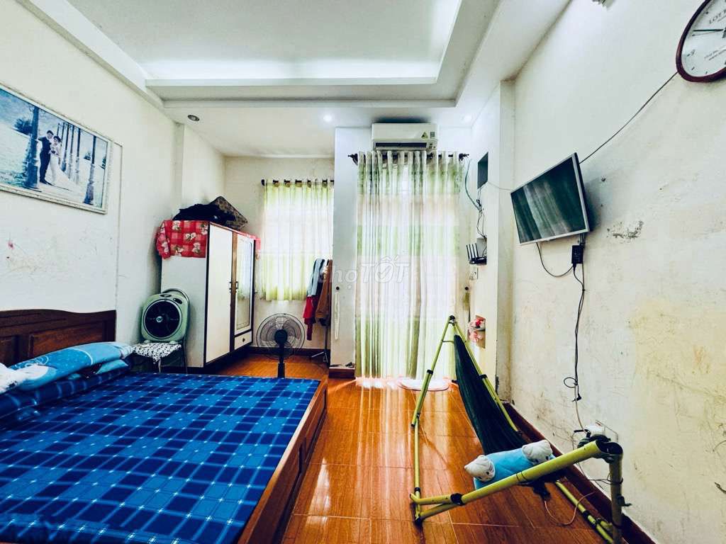 Bán nhà hẻm trước nhà 8m 4 tầng gần chung cư Dream Home, chợ Thạch Đà