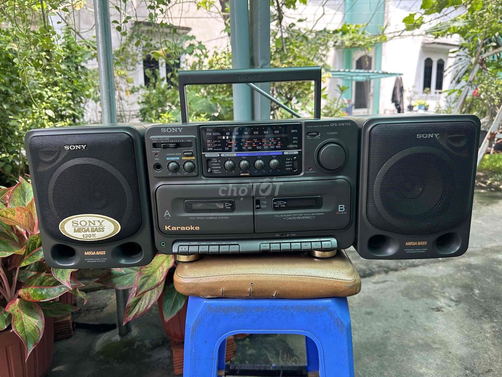 Máy cassette Sony CFS-KW75s Đen