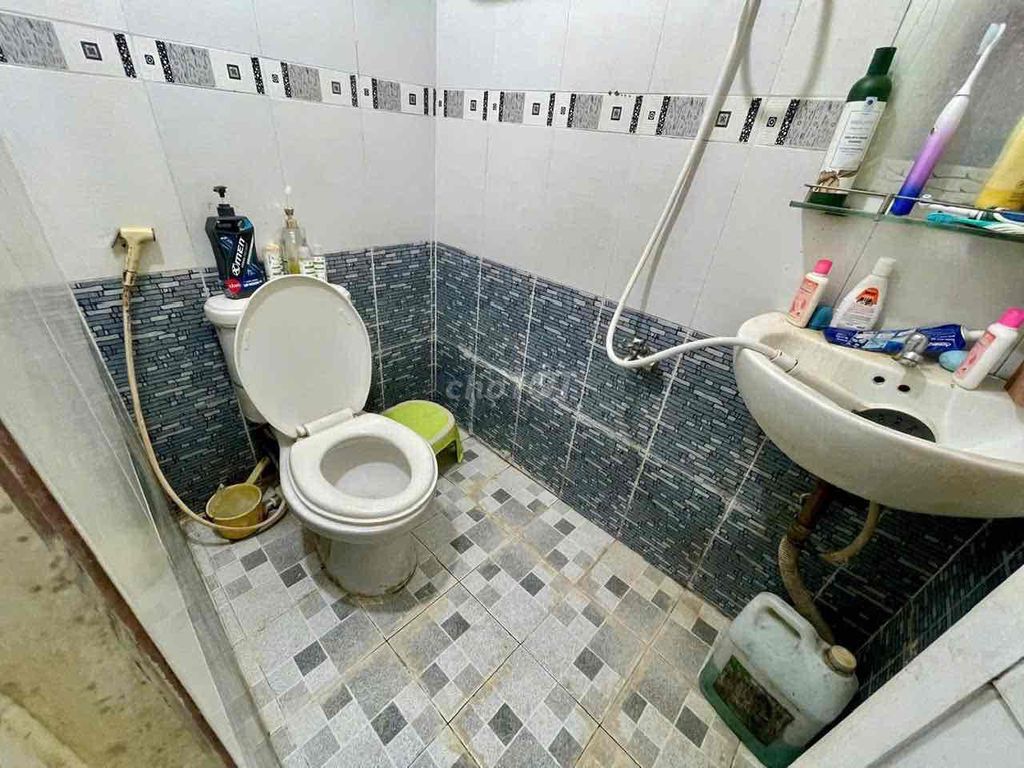 Bán nhà Thái Phiên q11 trệt 2 lầu sân thượng BTCT 5,75* 10 m giá 6 tỷ8 Đường Thái Phiên, Phường 2, Quận 11, Tp Hồ Chí Minh Quận 11 Tp Hồ Chí Minh