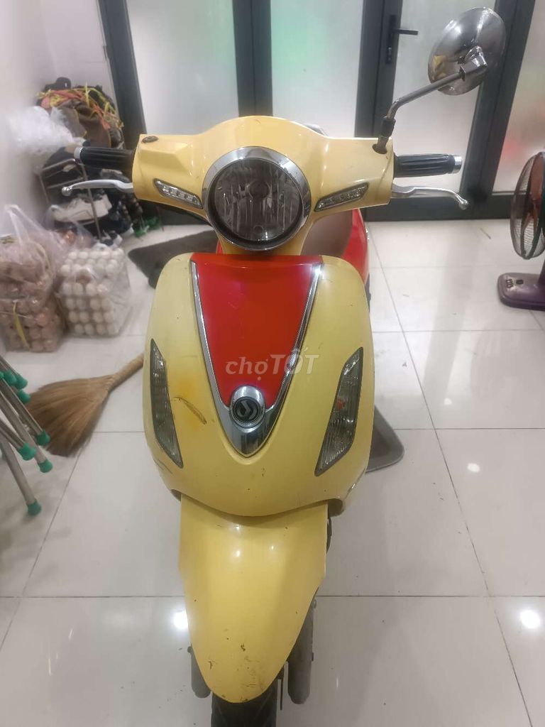 Xe tay ga chính chủ. Mua bán Xe máy tại Quận Tân Phú Tp Hồ Chí Minh được đăng bởi Nguyên quynh hình 1